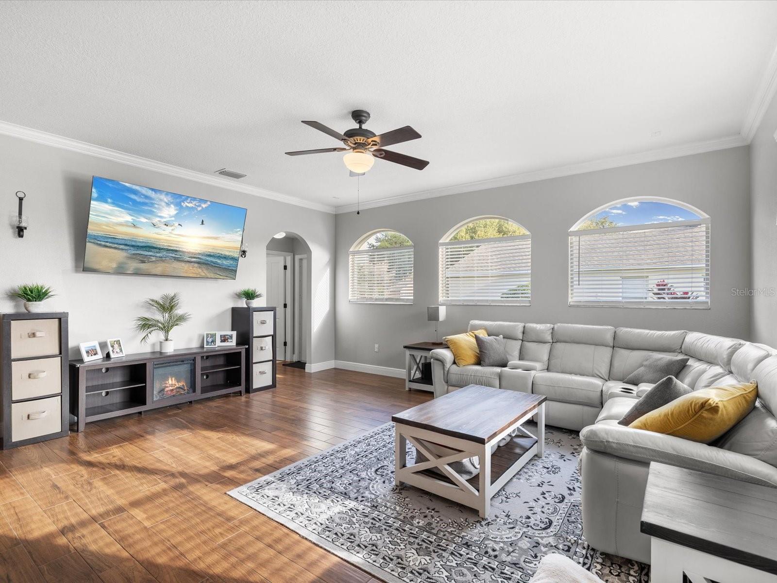 Image 3 of 62 For 19719 Spring Willow Court