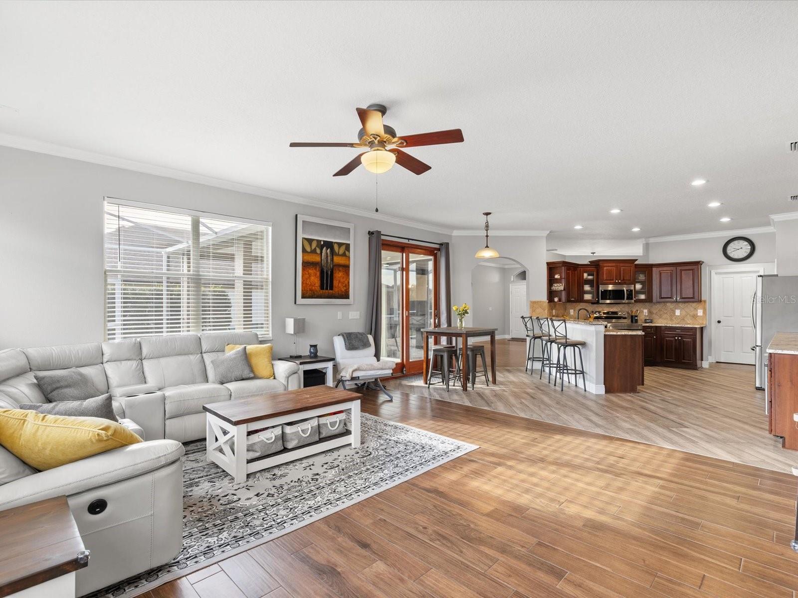 Image 33 of 62 For 19719 Spring Willow Court