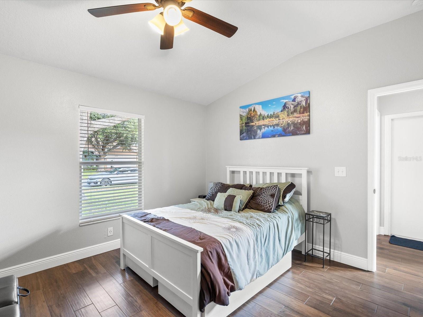 Image 35 of 62 For 19719 Spring Willow Court