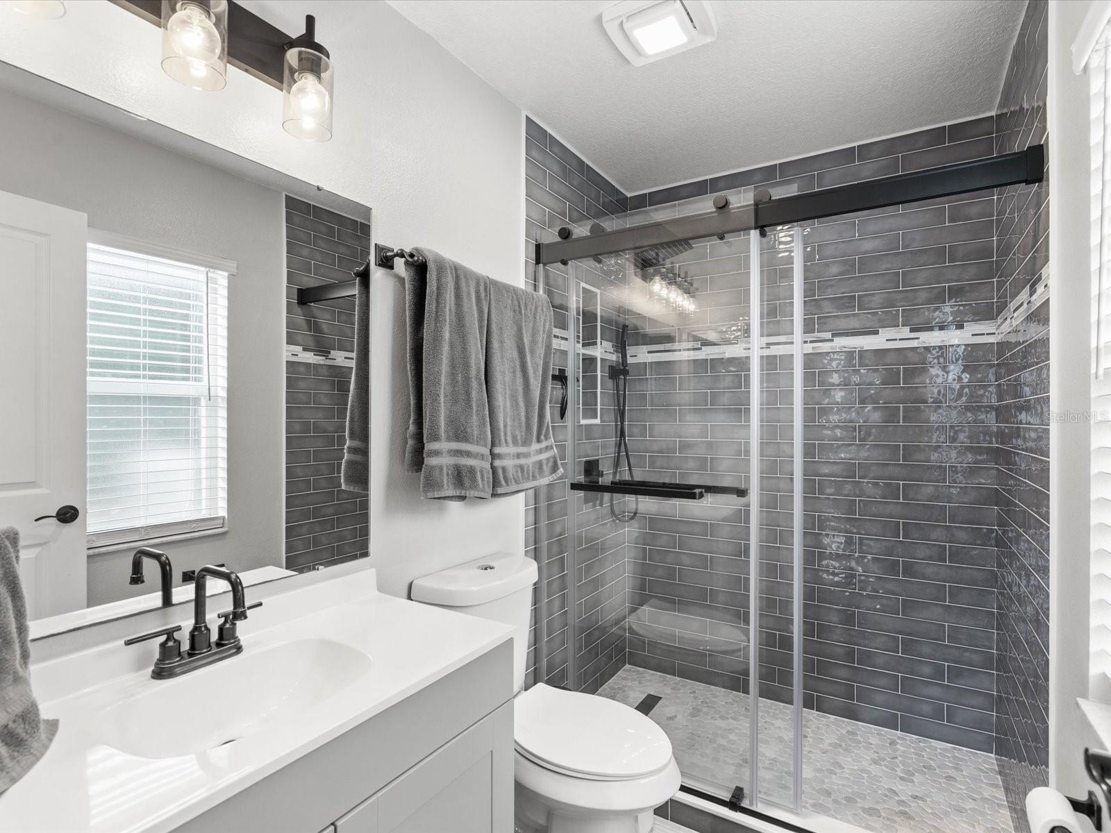 Image 37 of 62 For 19719 Spring Willow Court