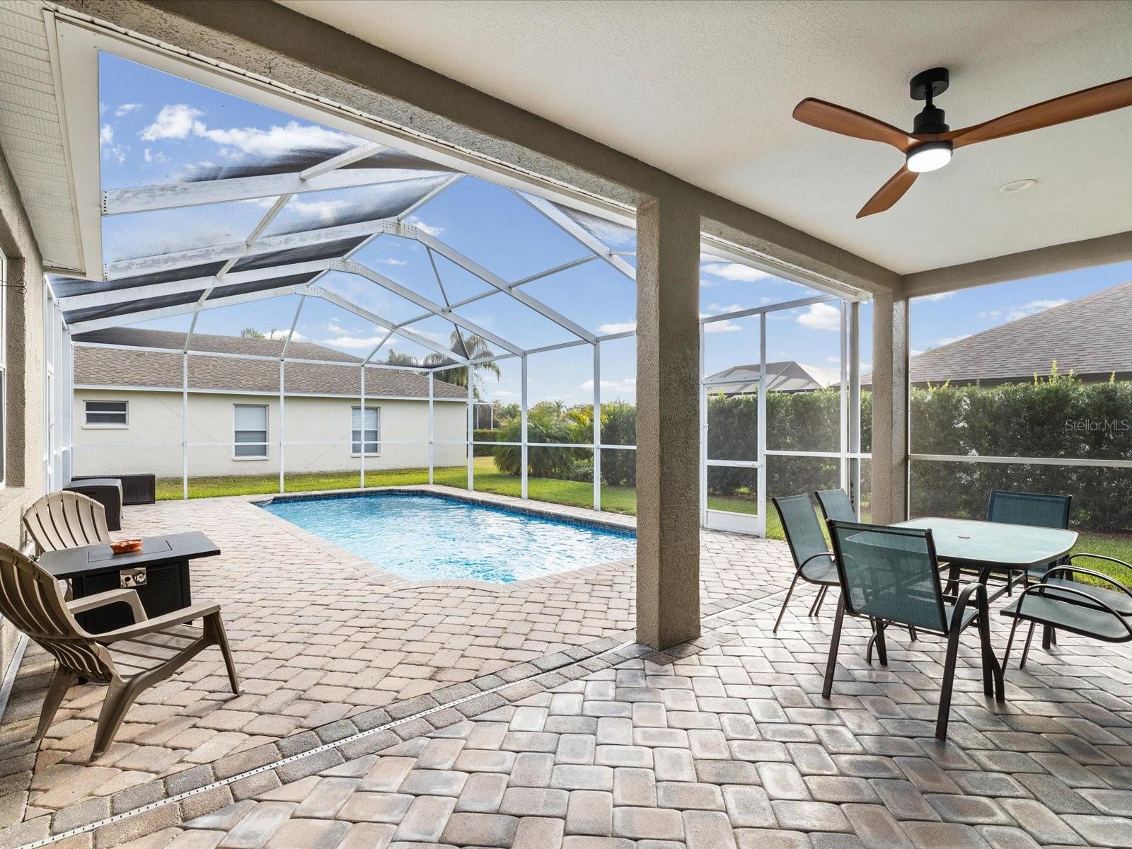 Image 38 of 62 For 19719 Spring Willow Court