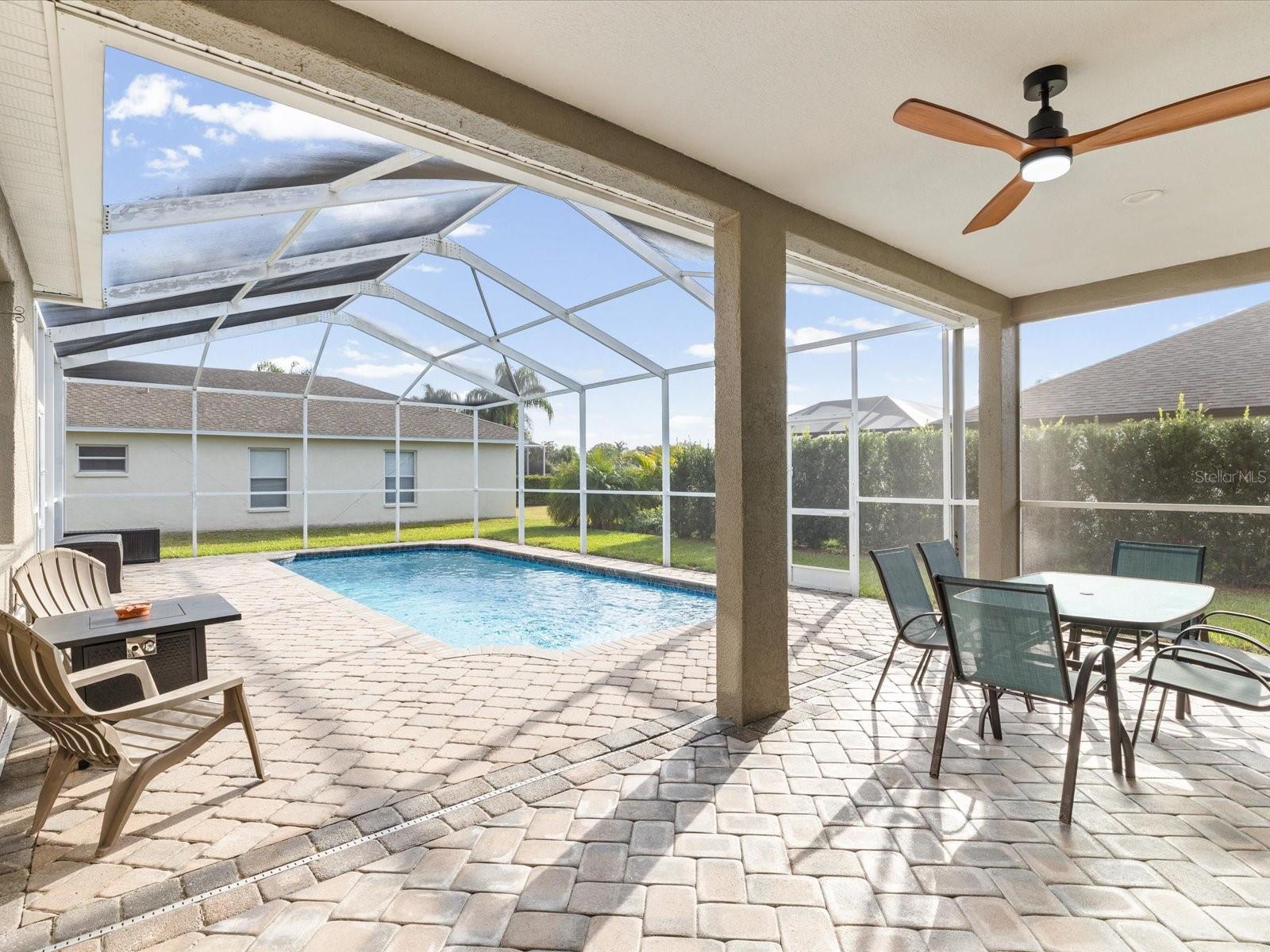 Image 41 of 62 For 19719 Spring Willow Court