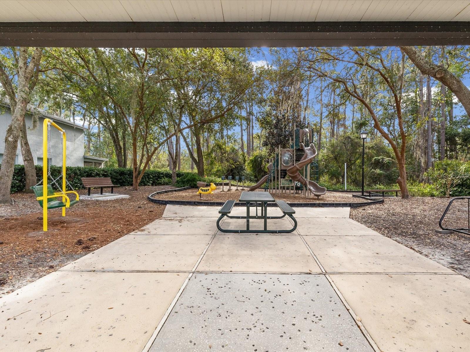 Image 59 of 62 For 19719 Spring Willow Court