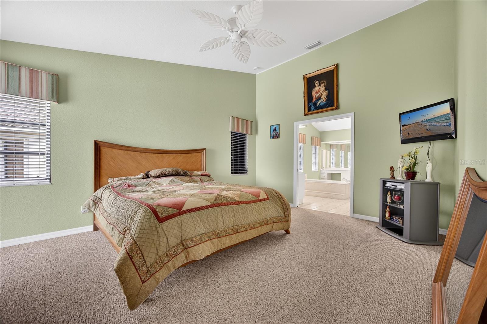 Image 19 of 43 For 4075 Turtle Dove Circle