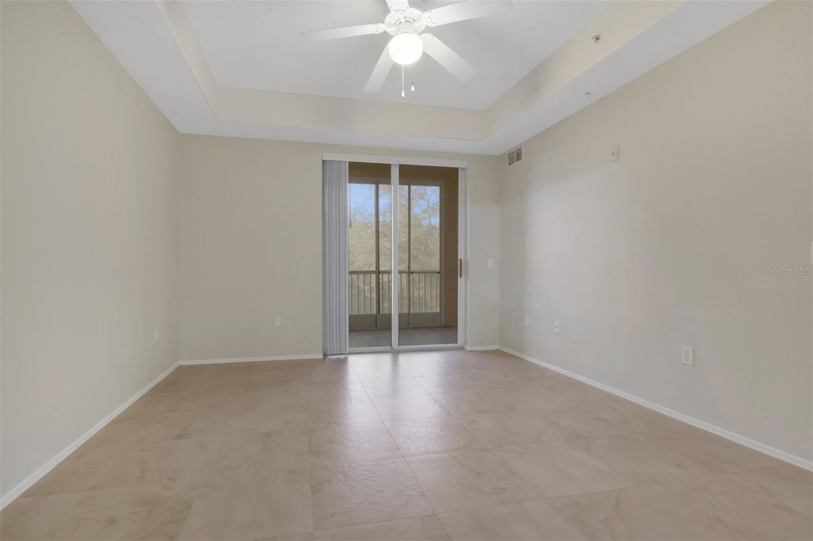 Image 15 of 19 For 9025 Colby Drive 2111