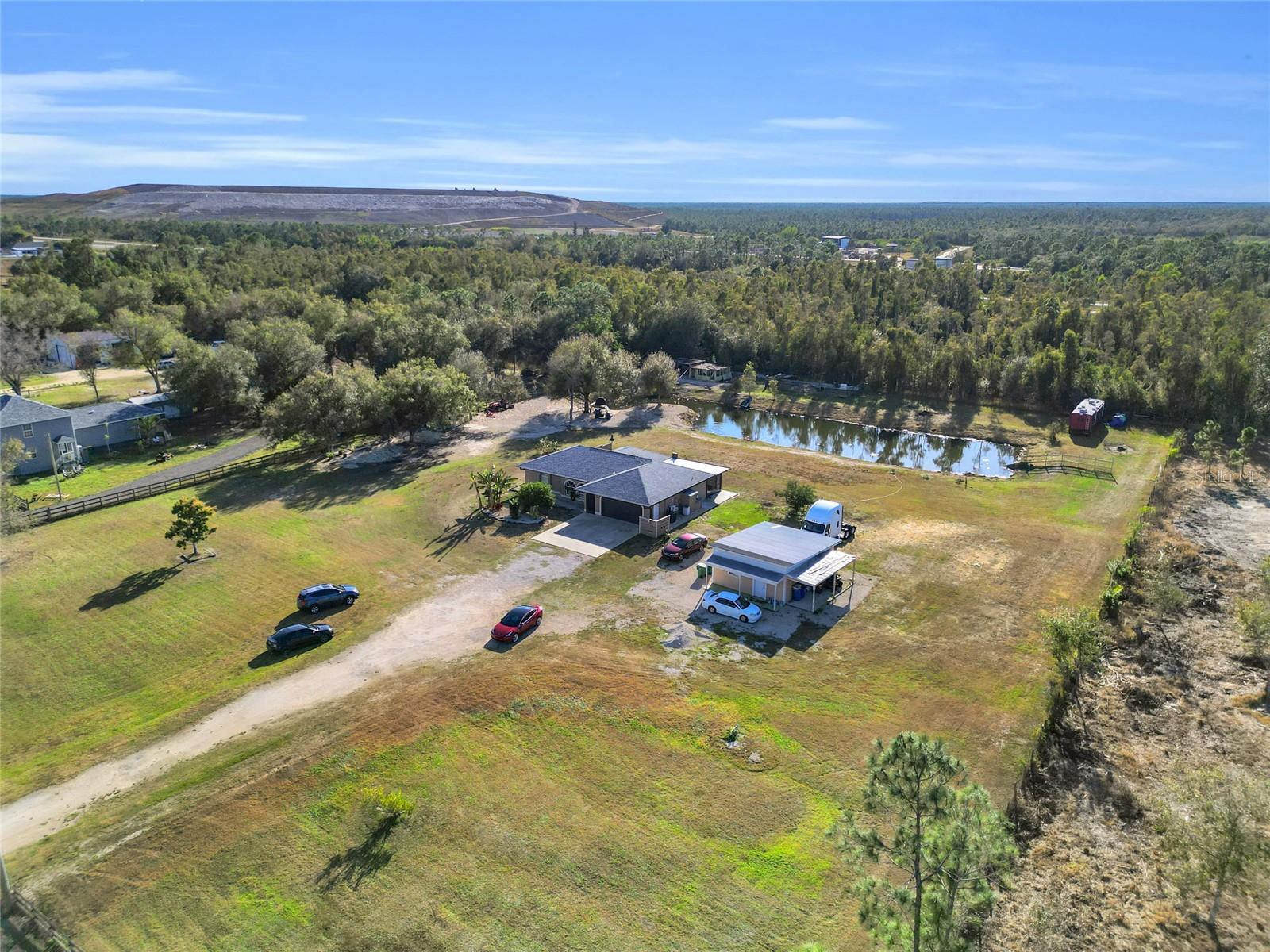 Image 12 of 47 For 16095 Aralia Drive