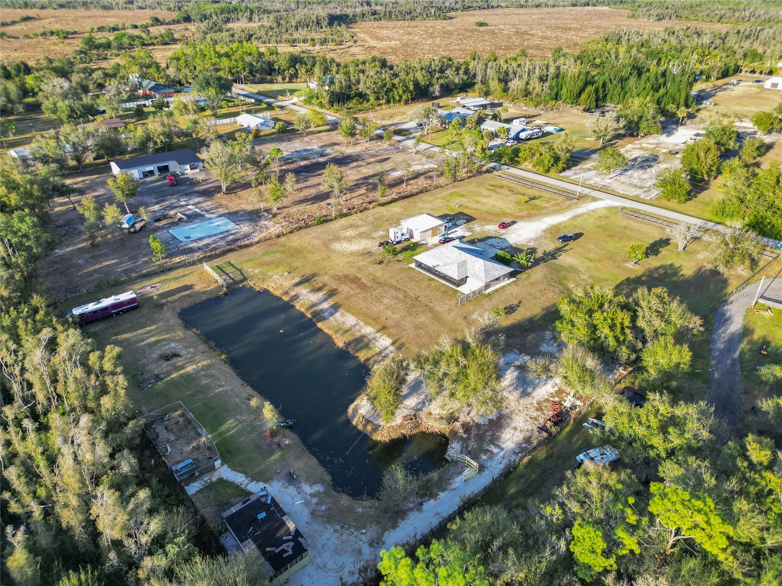 Image 20 of 47 For 16095 Aralia Drive