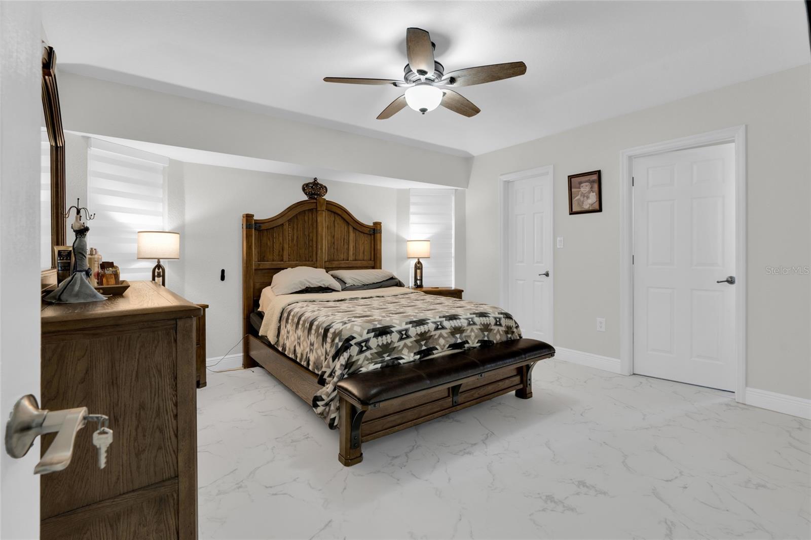 Image 33 of 47 For 16095 Aralia Drive