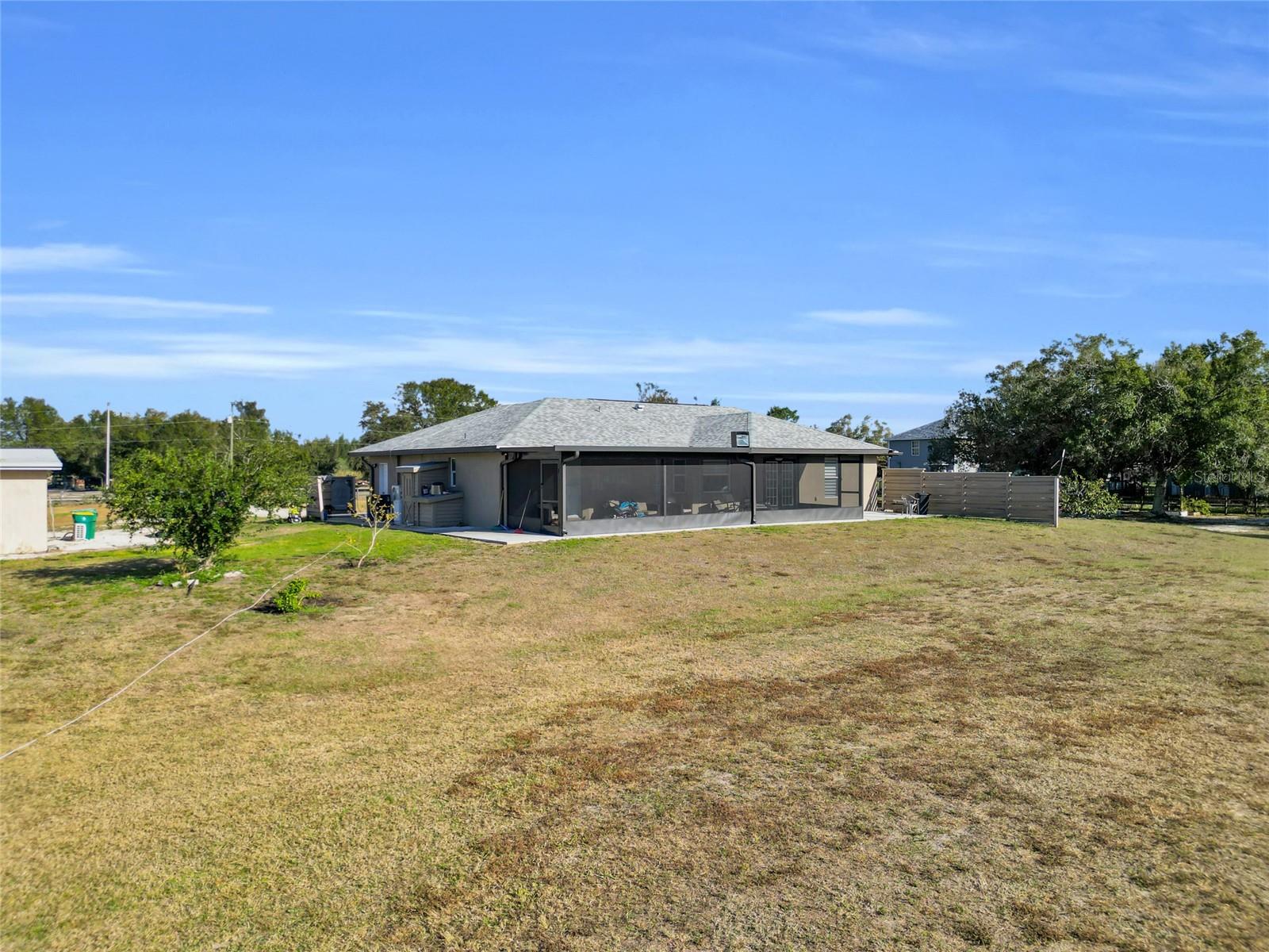 Image 7 of 47 For 16095 Aralia Drive