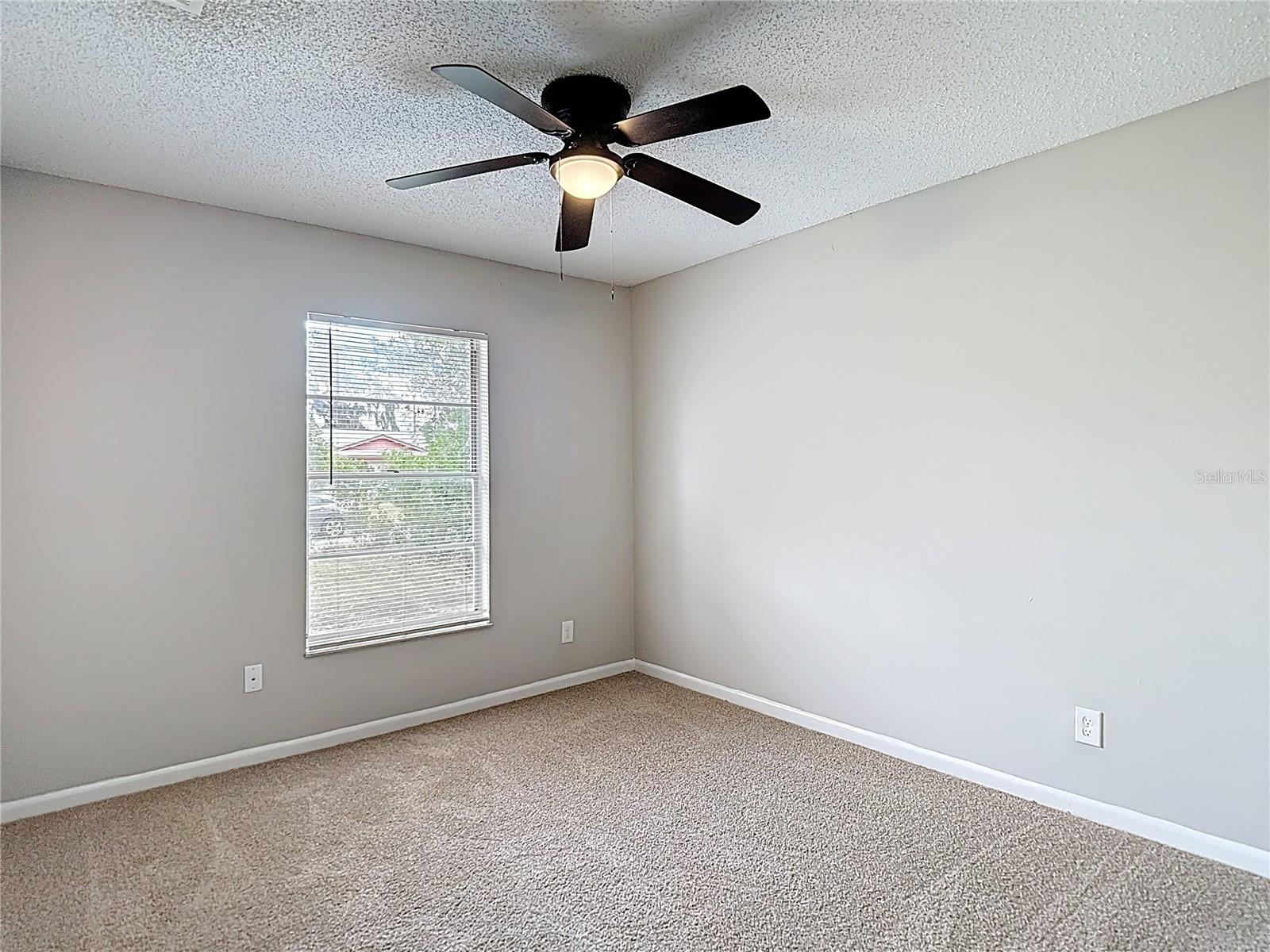 Image 11 of 23 For 14635 State Street