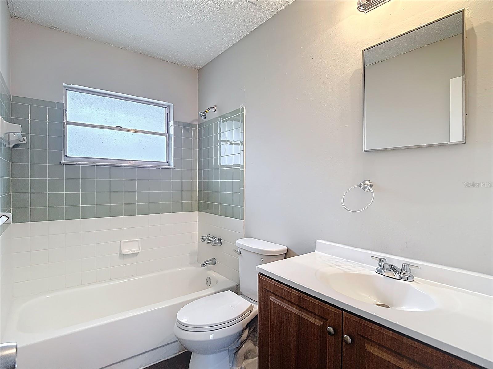 Image 15 of 23 For 14635 State Street