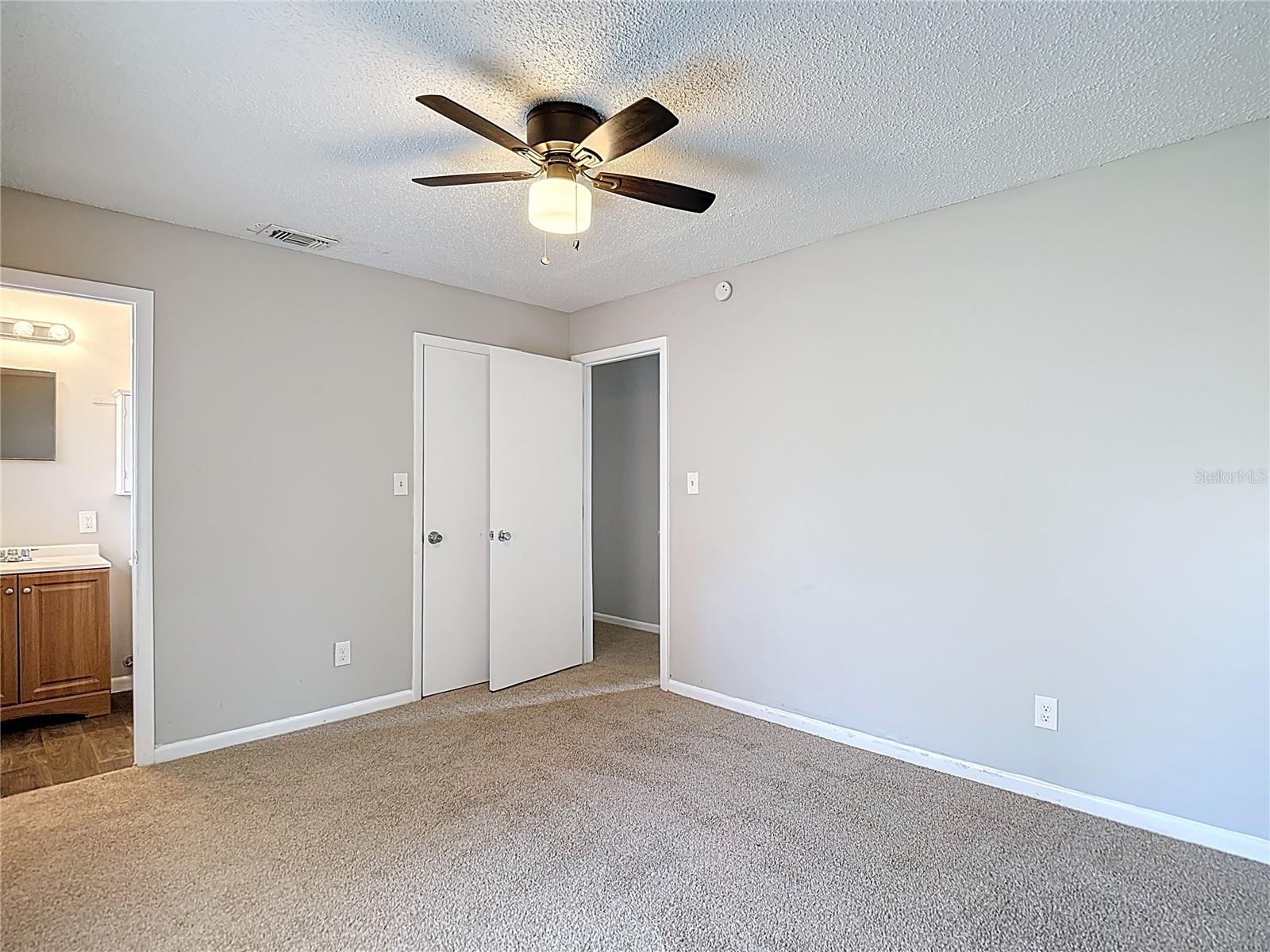 Image 17 of 23 For 14635 State Street