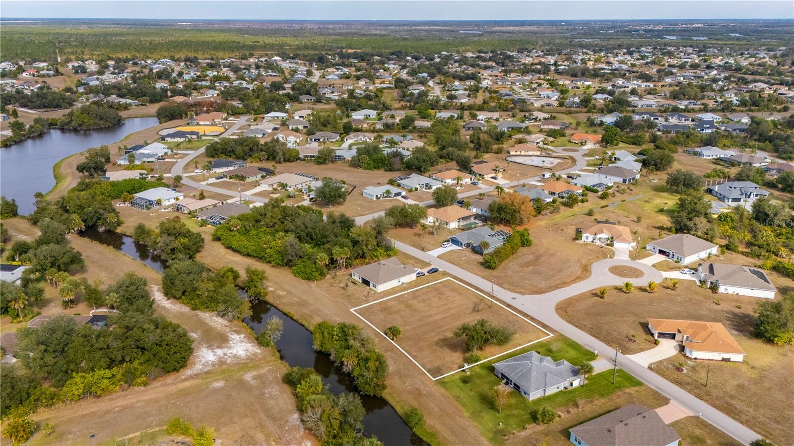 Listing photo id 4 for 403 & 395 San Cristobal