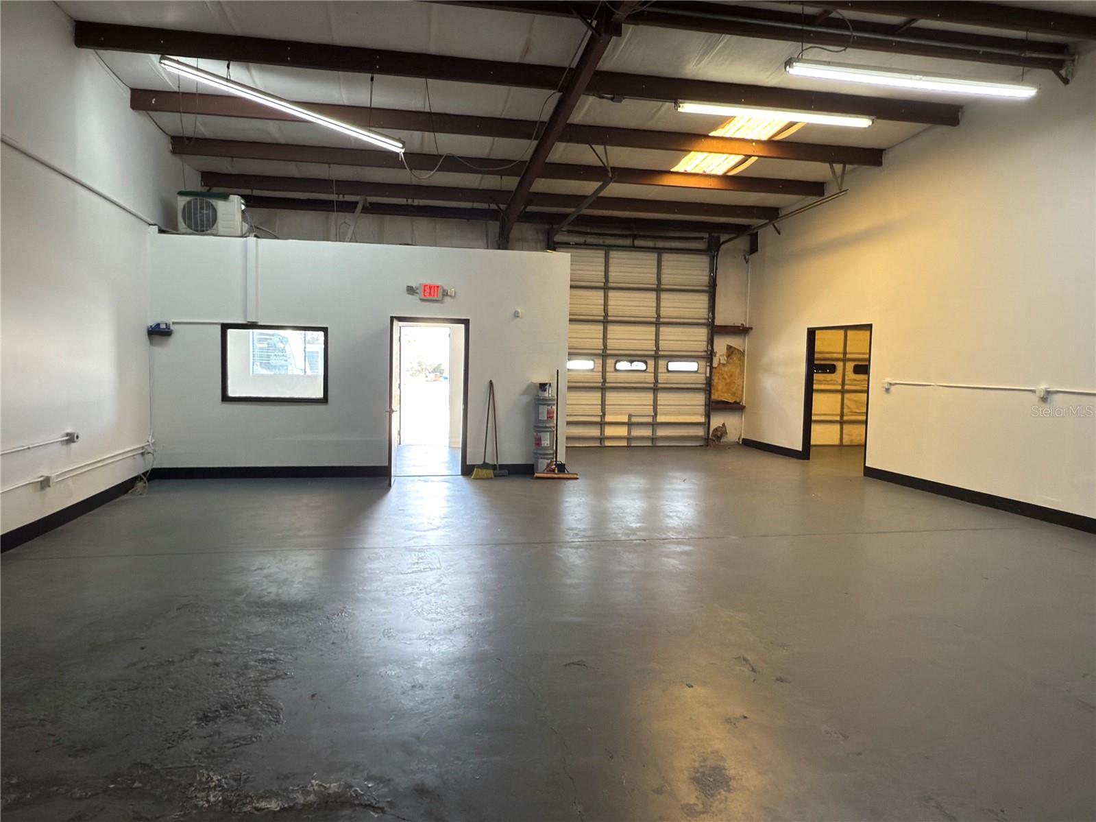 Image 10 of 14 For 5475 Williamsburg Drive