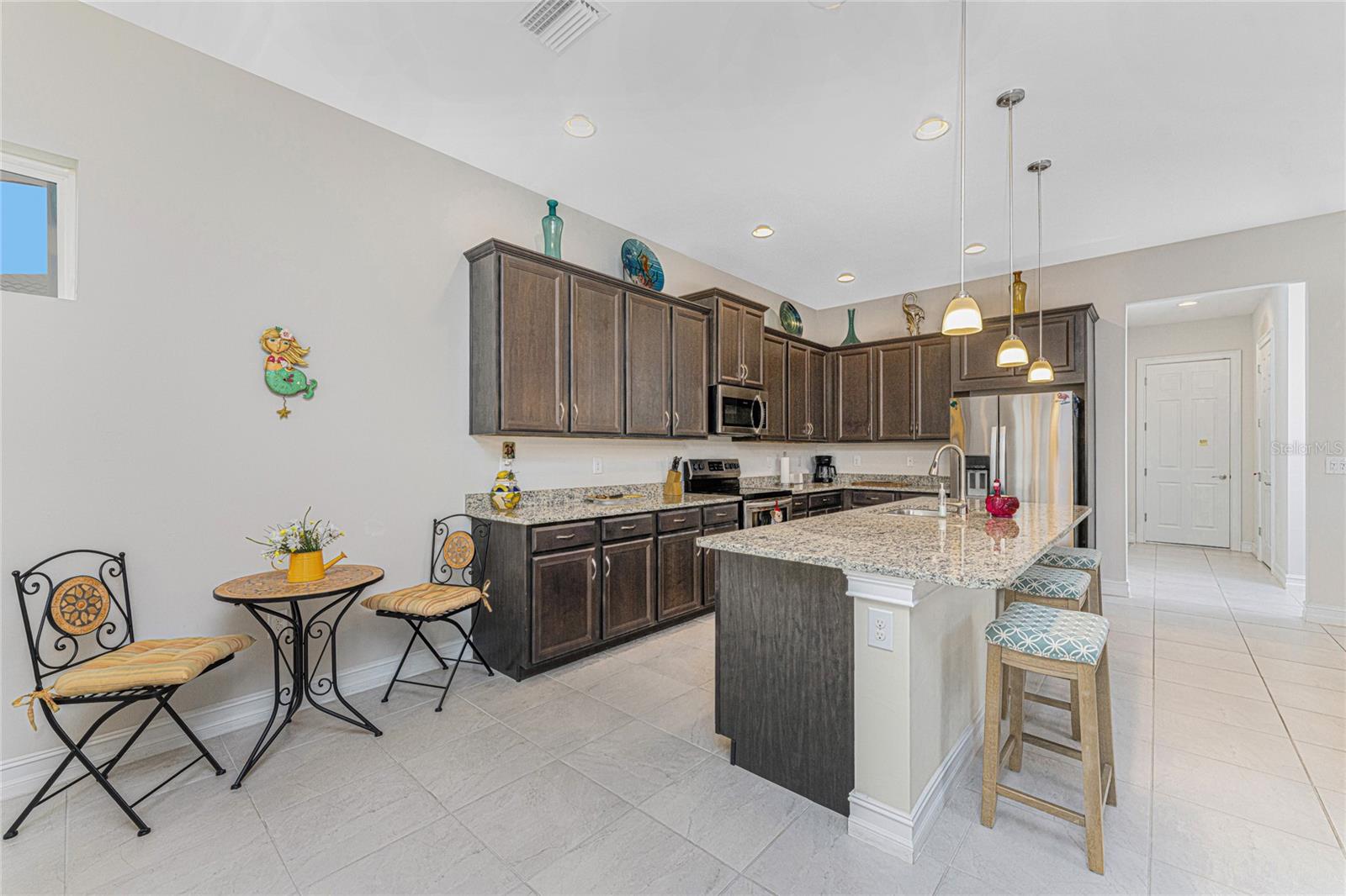 Image 22 of 98 For 24407 Riverfront Drive