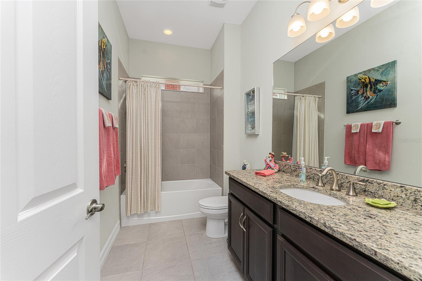 Image 38 of 98 For 24407 Riverfront Drive