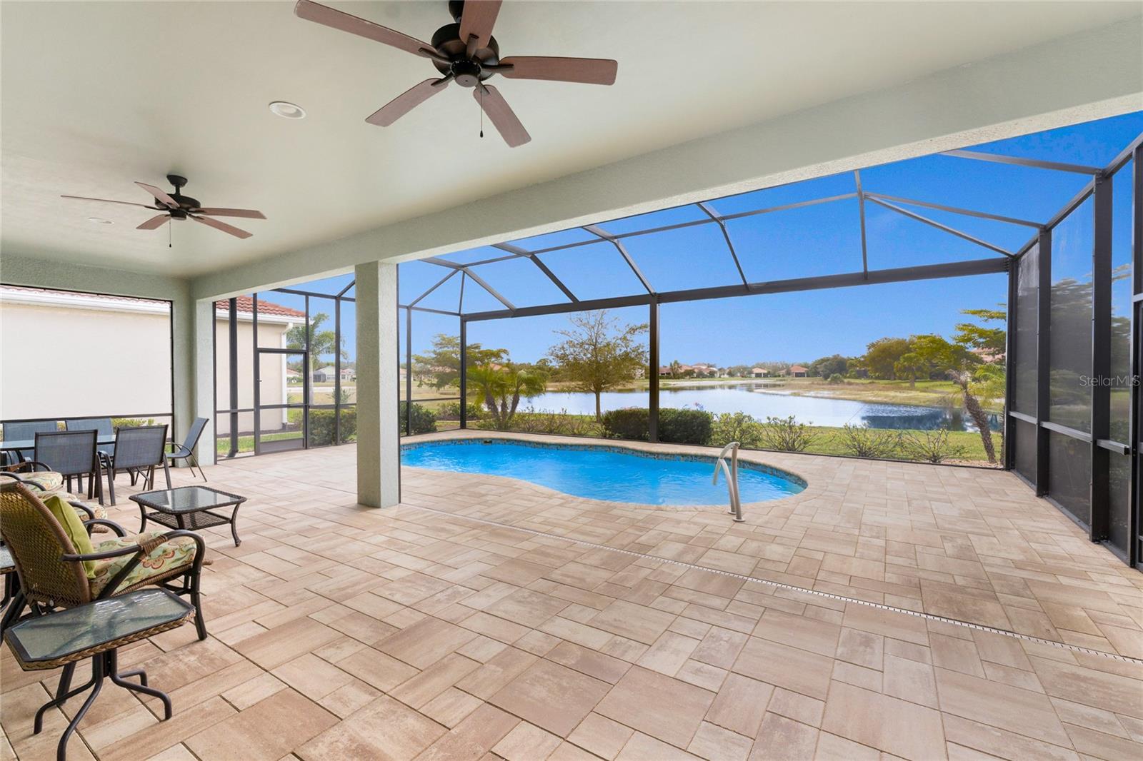 Image 41 of 98 For 24407 Riverfront Drive