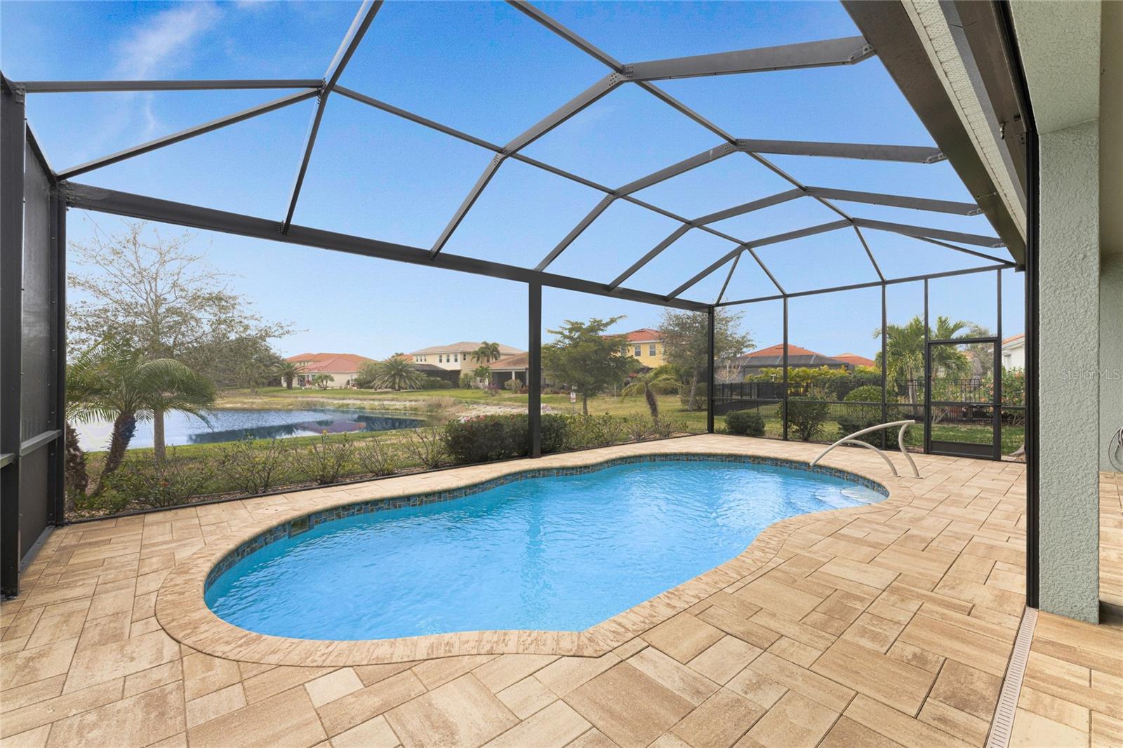 Image 44 of 98 For 24407 Riverfront Drive