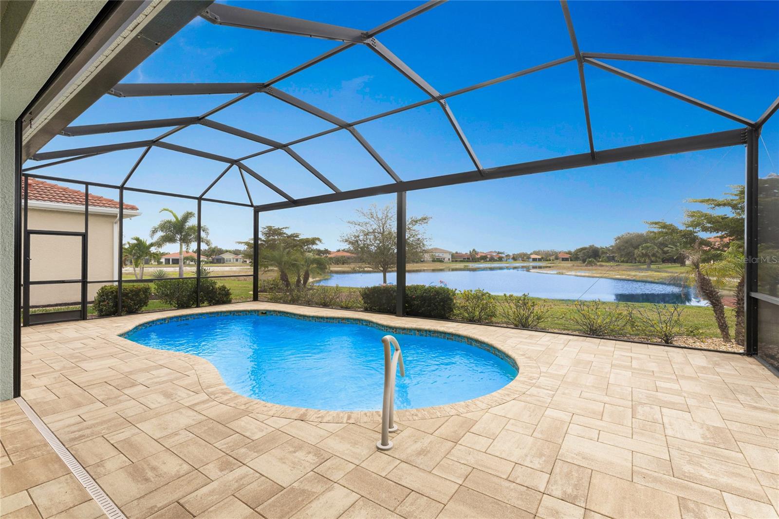 Image 48 of 98 For 24407 Riverfront Drive