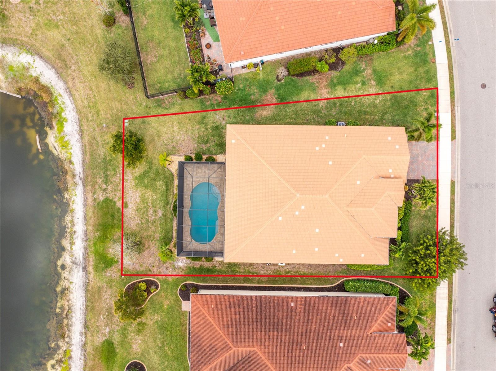 Image 67 of 98 For 24407 Riverfront Drive