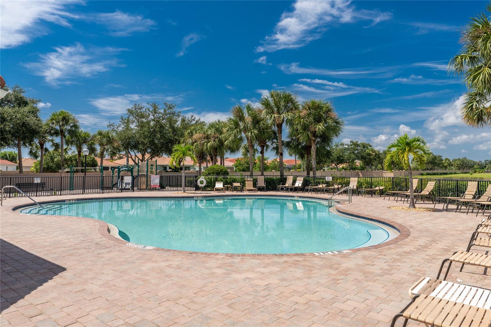 Image 79 of 98 For 24407 Riverfront Drive