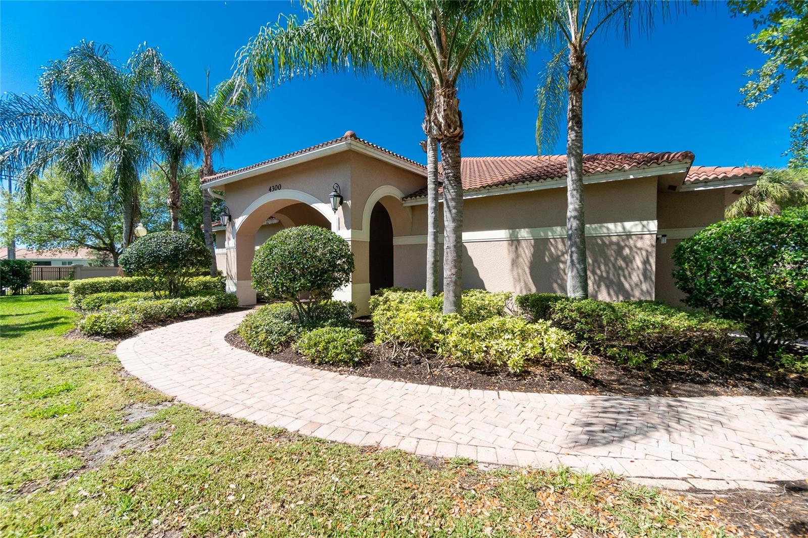 Image 80 of 98 For 24407 Riverfront Drive