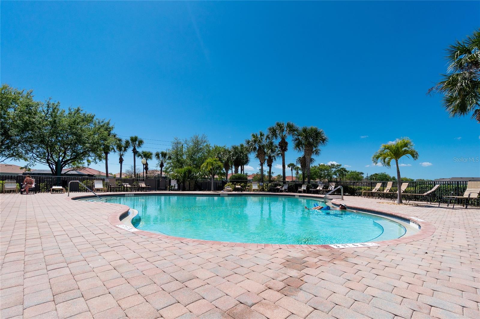 Image 86 of 98 For 24407 Riverfront Drive