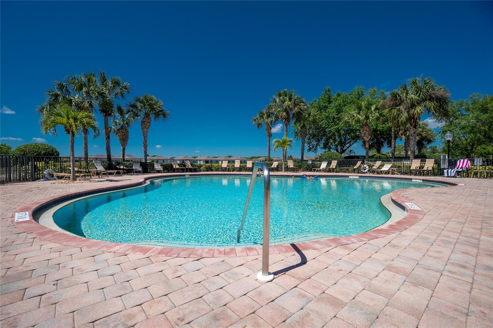 Image 87 of 98 For 24407 Riverfront Drive