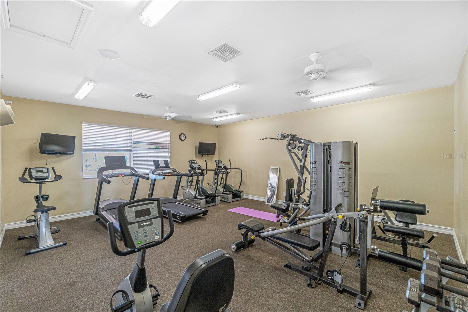 Image 93 of 98 For 24407 Riverfront Drive