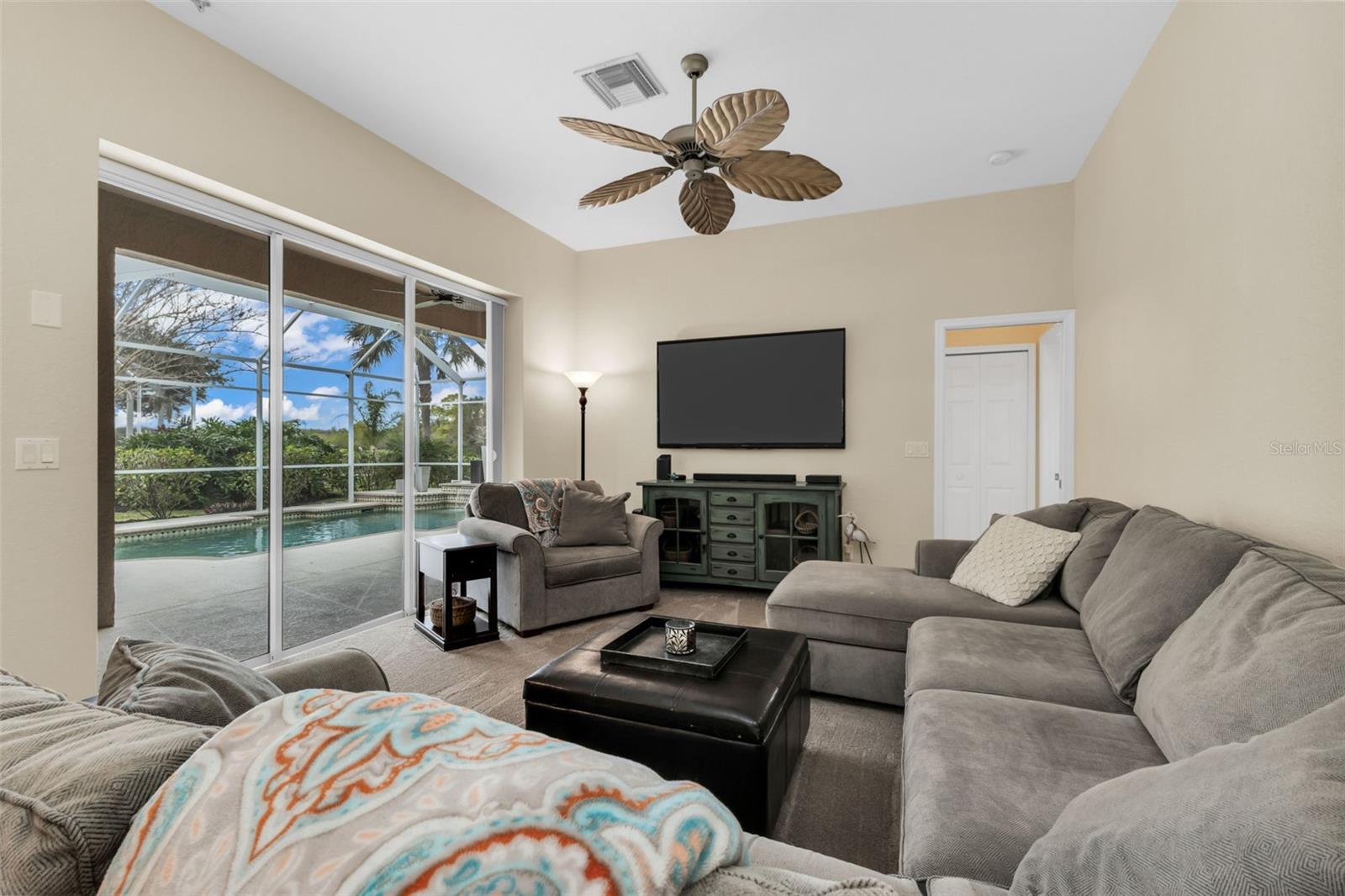 Image 36 of 86 For 13752 Long Lake Lane