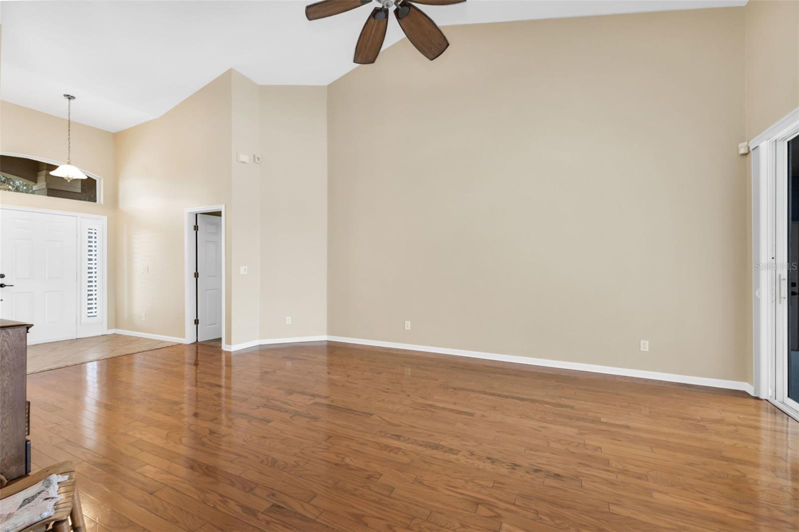 Image 9 of 86 For 13752 Long Lake Lane