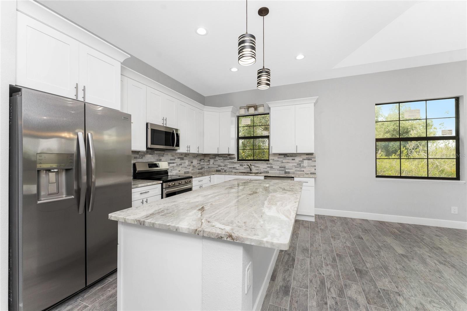 Image 11 of 59 For 1036 San Cristobal Avenue