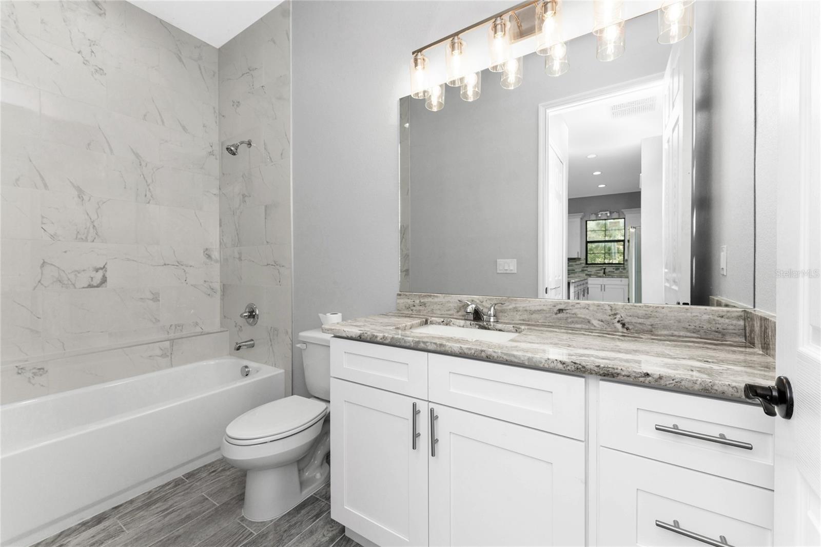 Image 22 of 59 For 1036 San Cristobal Avenue