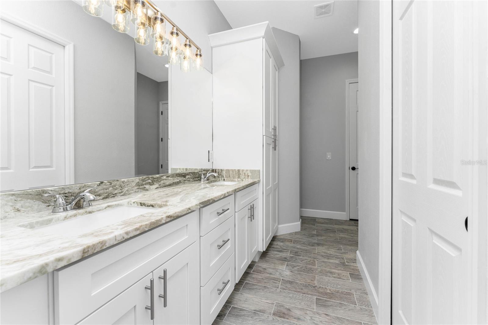 Image 36 of 59 For 1036 San Cristobal Avenue