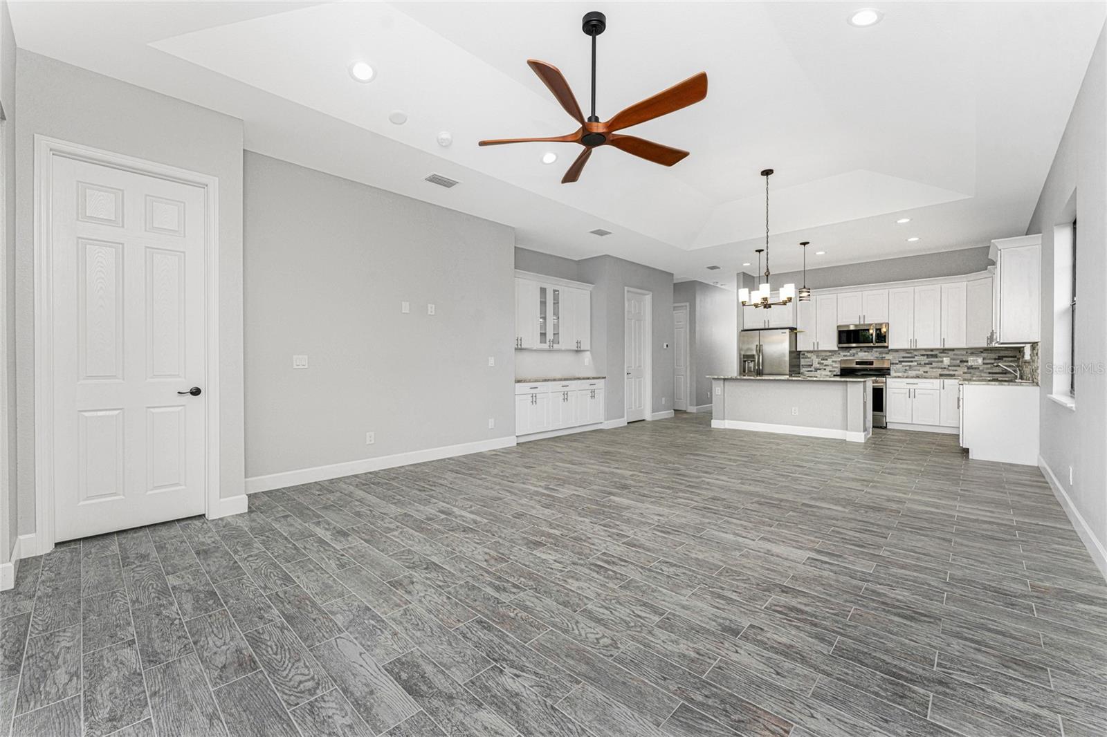 Image 5 of 59 For 1036 San Cristobal Avenue