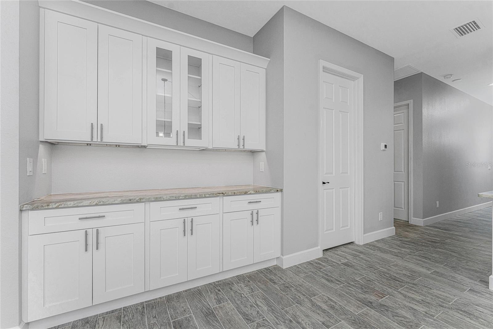 Image 7 of 59 For 1036 San Cristobal Avenue