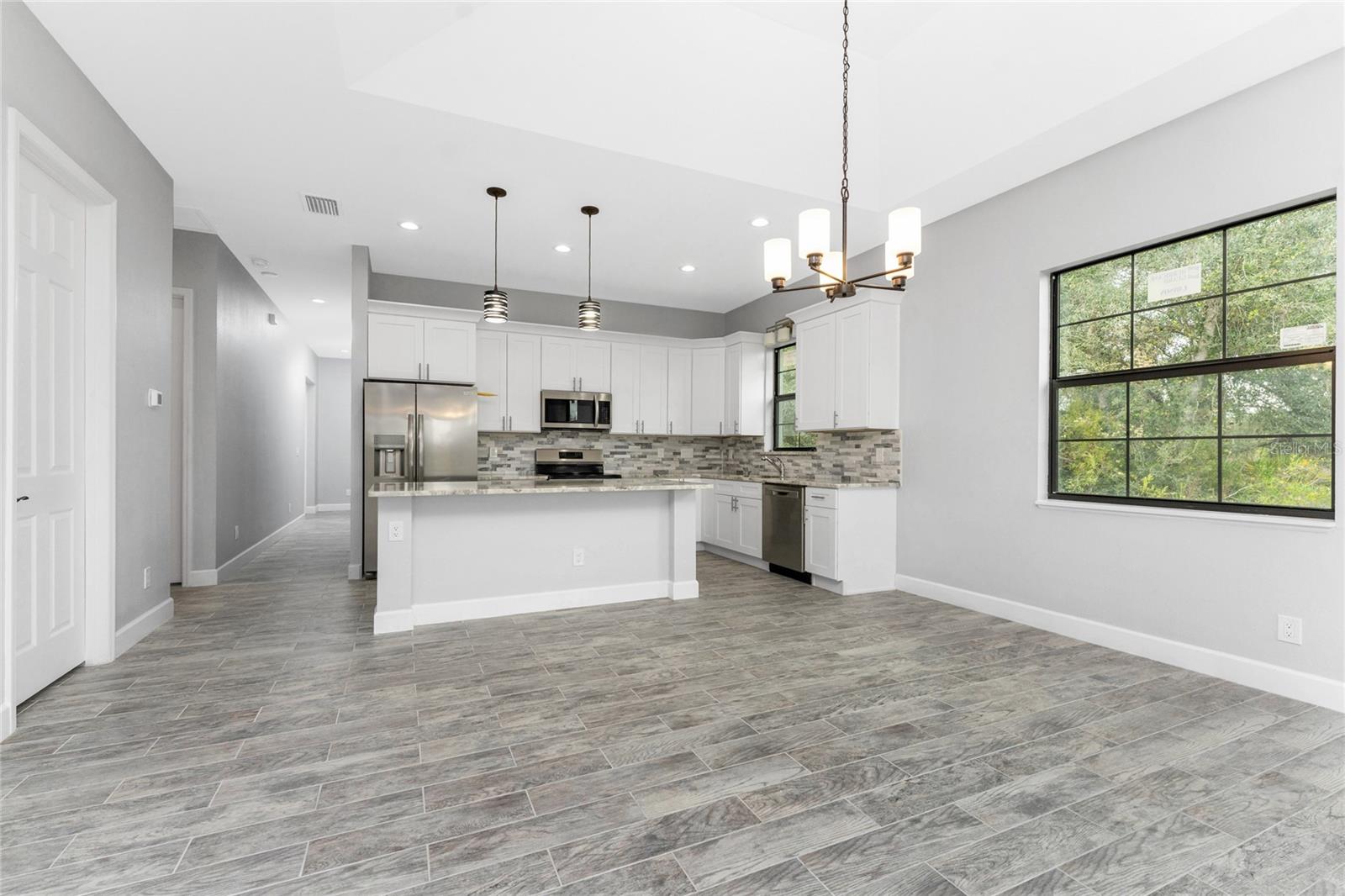 Image 8 of 59 For 1036 San Cristobal Avenue