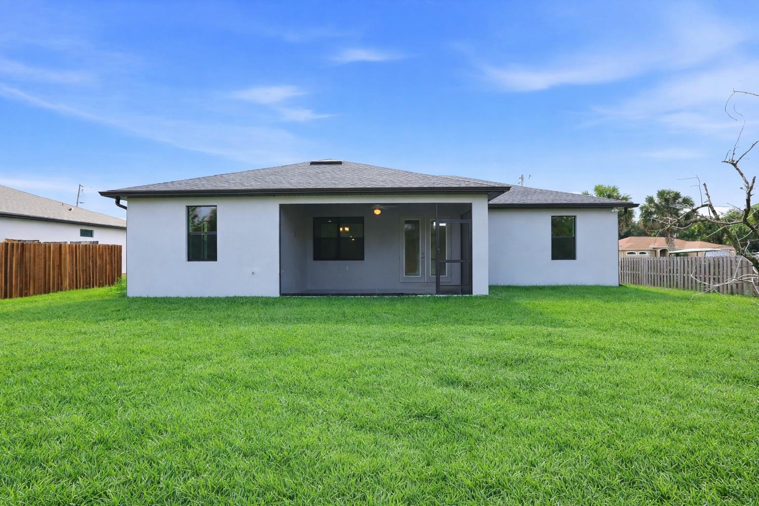 Listing photo id 34 for 3812 Wenona Drive