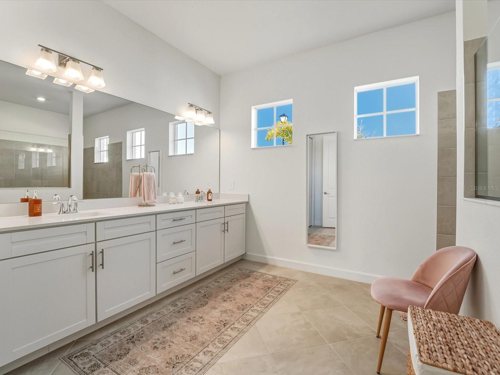 Image 26 of 48 For 8580 Shore Lake Drive