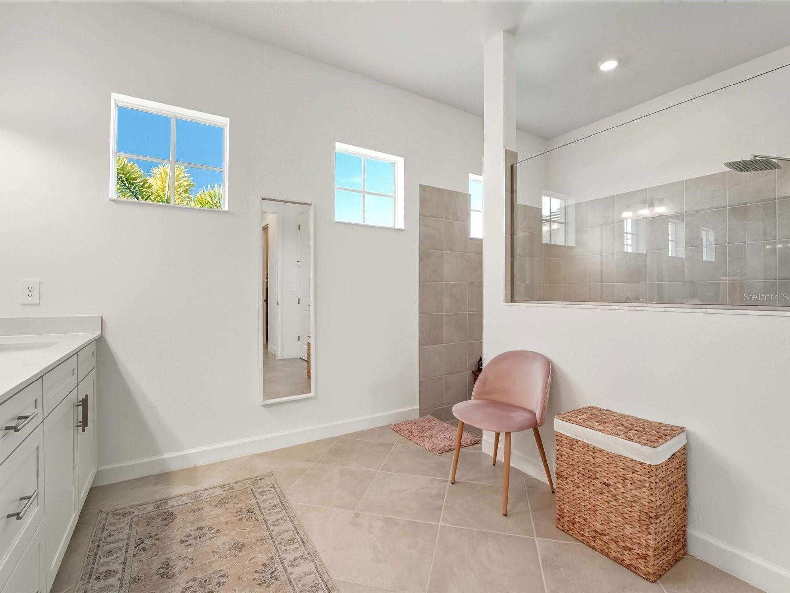 Image 28 of 48 For 8580 Shore Lake Drive