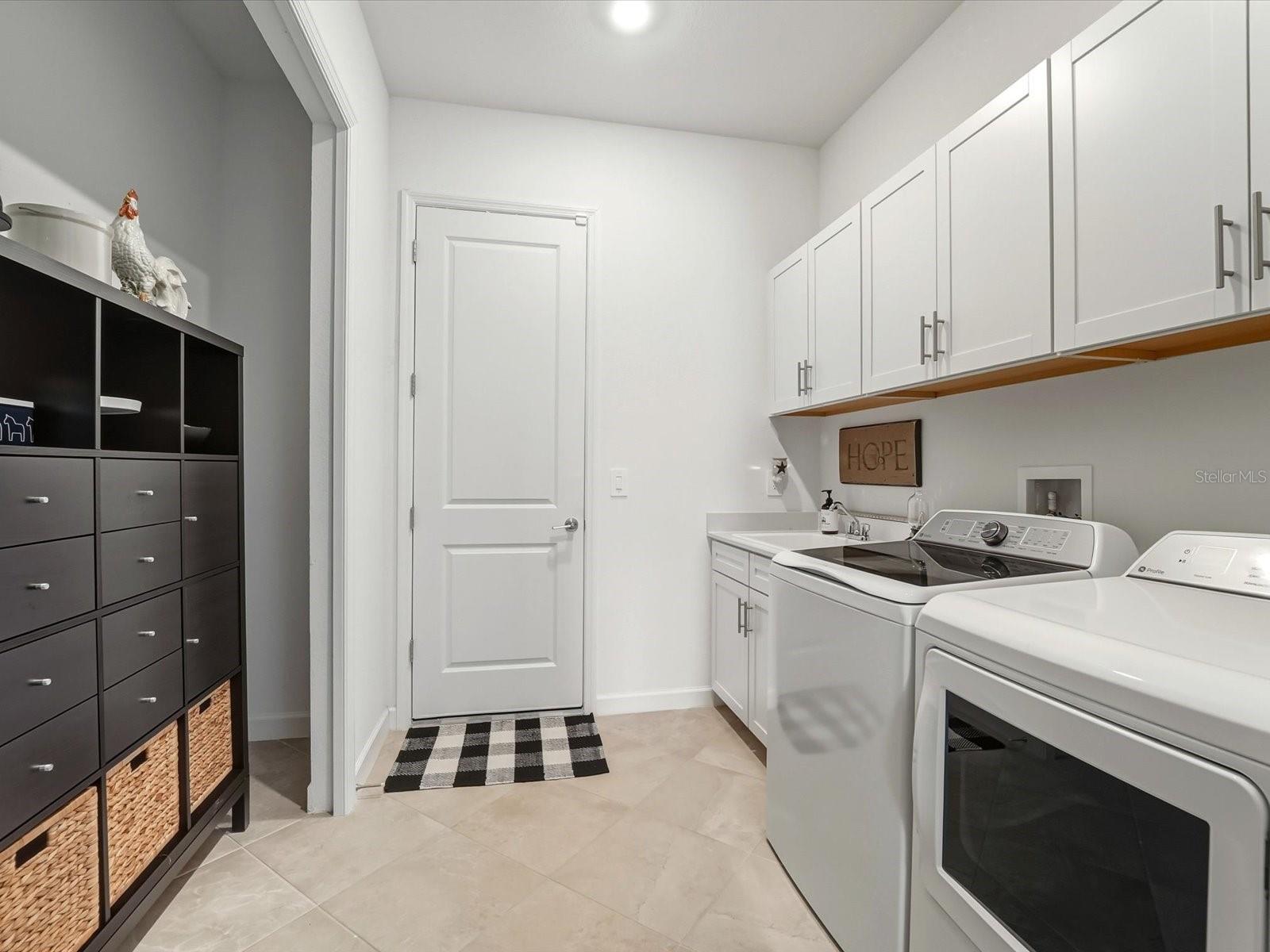 Image 43 of 48 For 8580 Shore Lake Drive