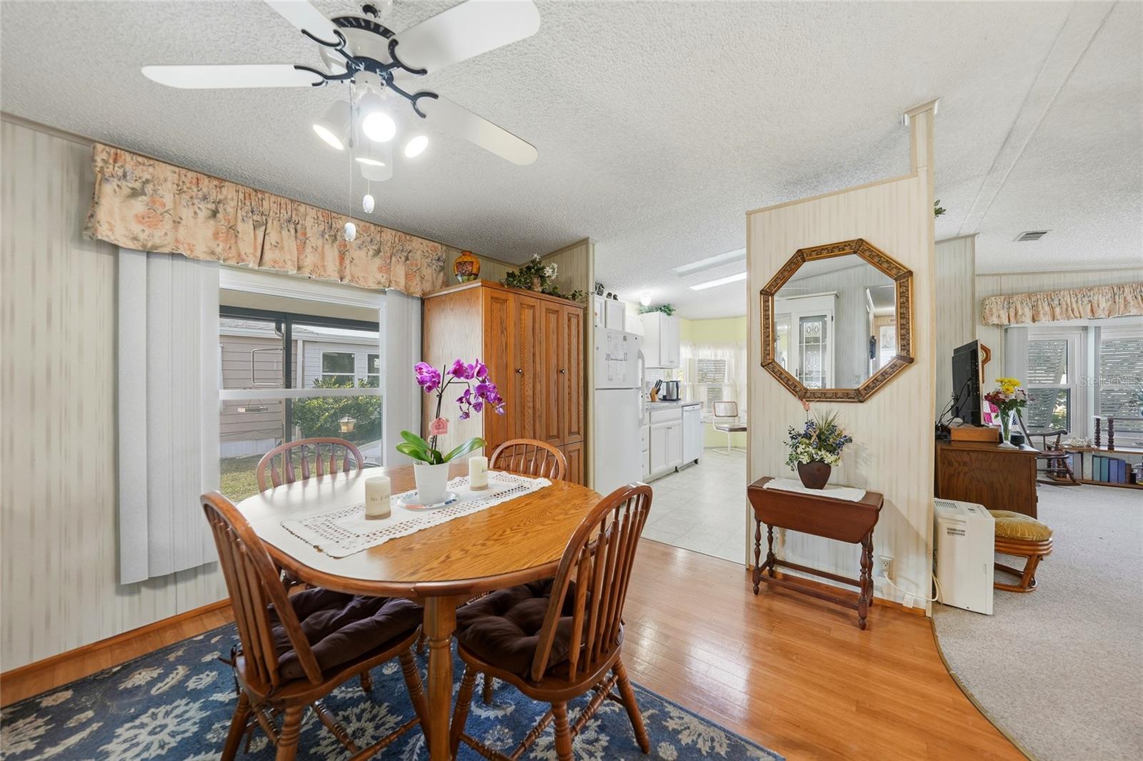 Image 10 of 57 For 723 Riverview Circle