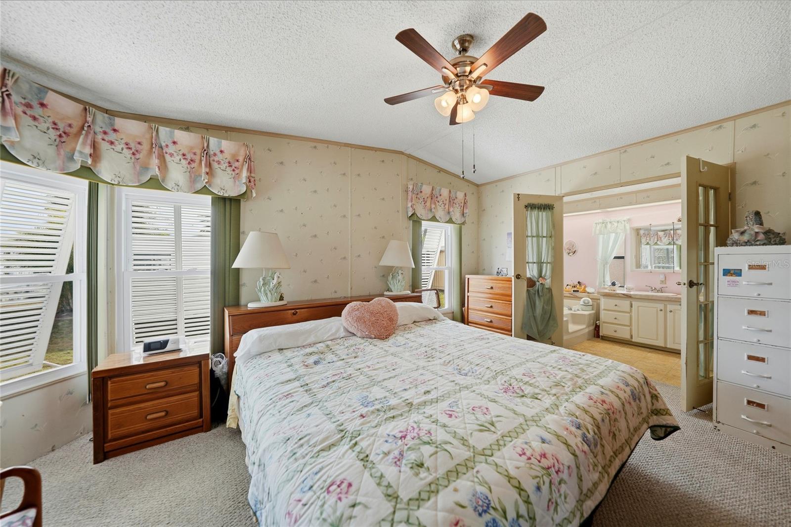 Image 15 of 57 For 723 Riverview Circle