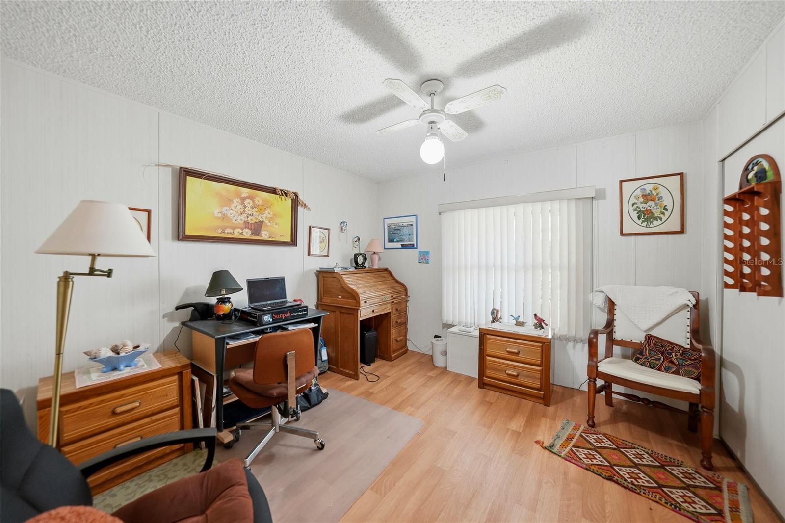 Image 21 of 57 For 723 Riverview Circle