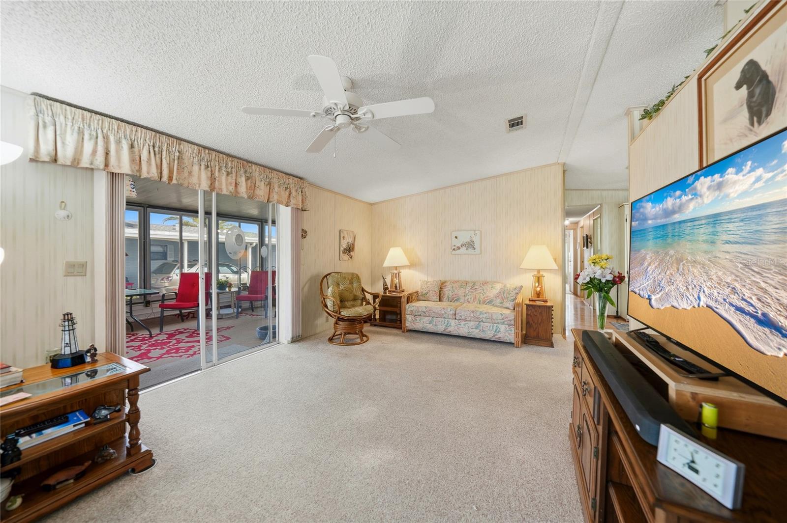 Image 5 of 57 For 723 Riverview Circle