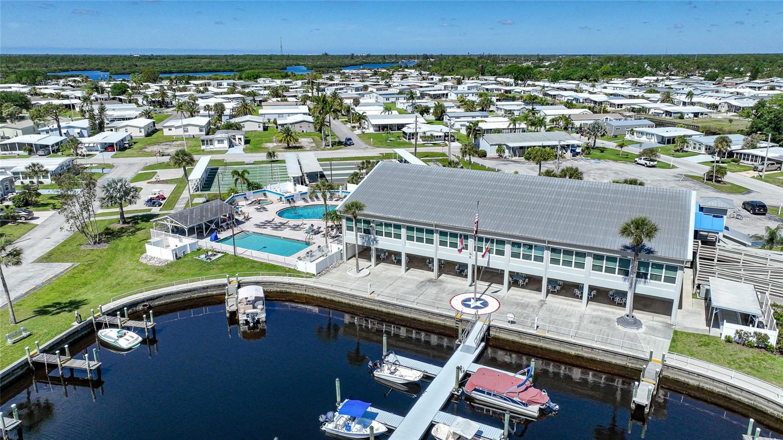 Image 52 of 57 For 723 Riverview Circle