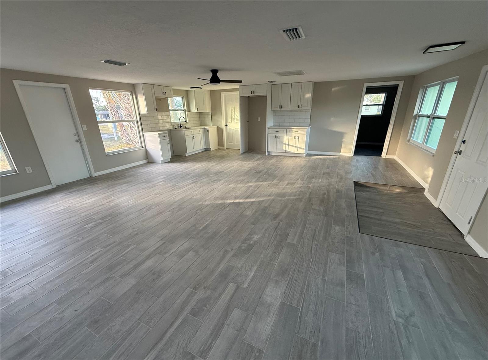 Image 2 of 19 For 105 Sylvania Avenue