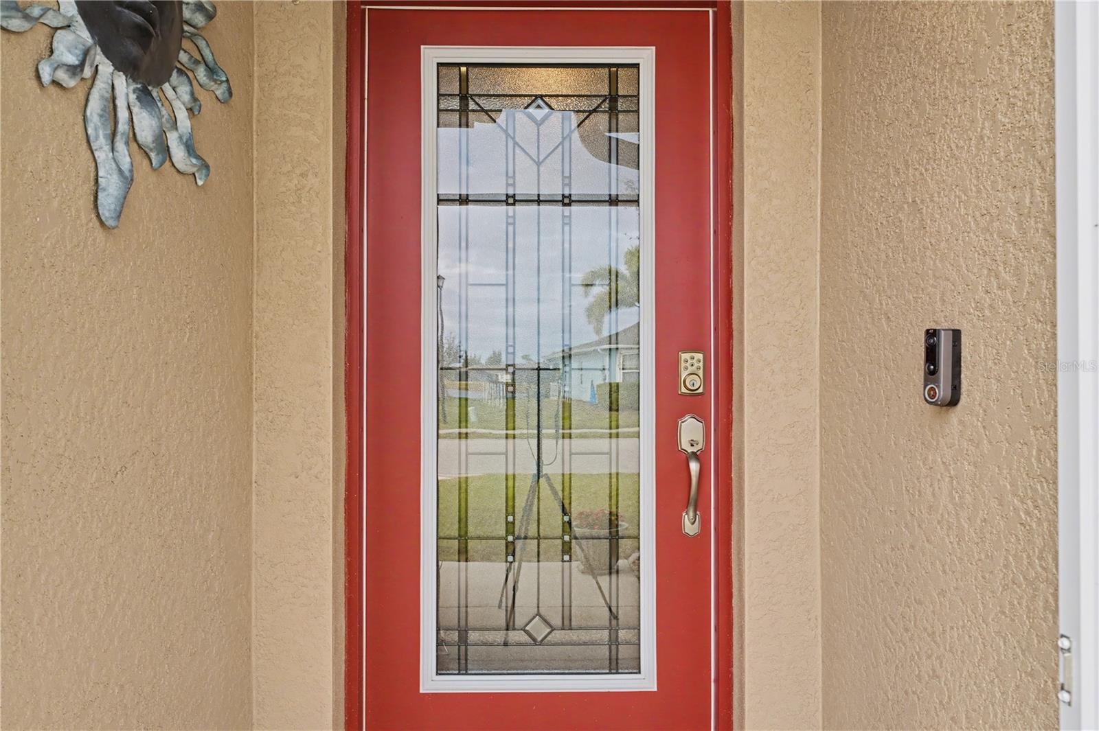 Listing photo id 11 for 7025 Waterford Parkway