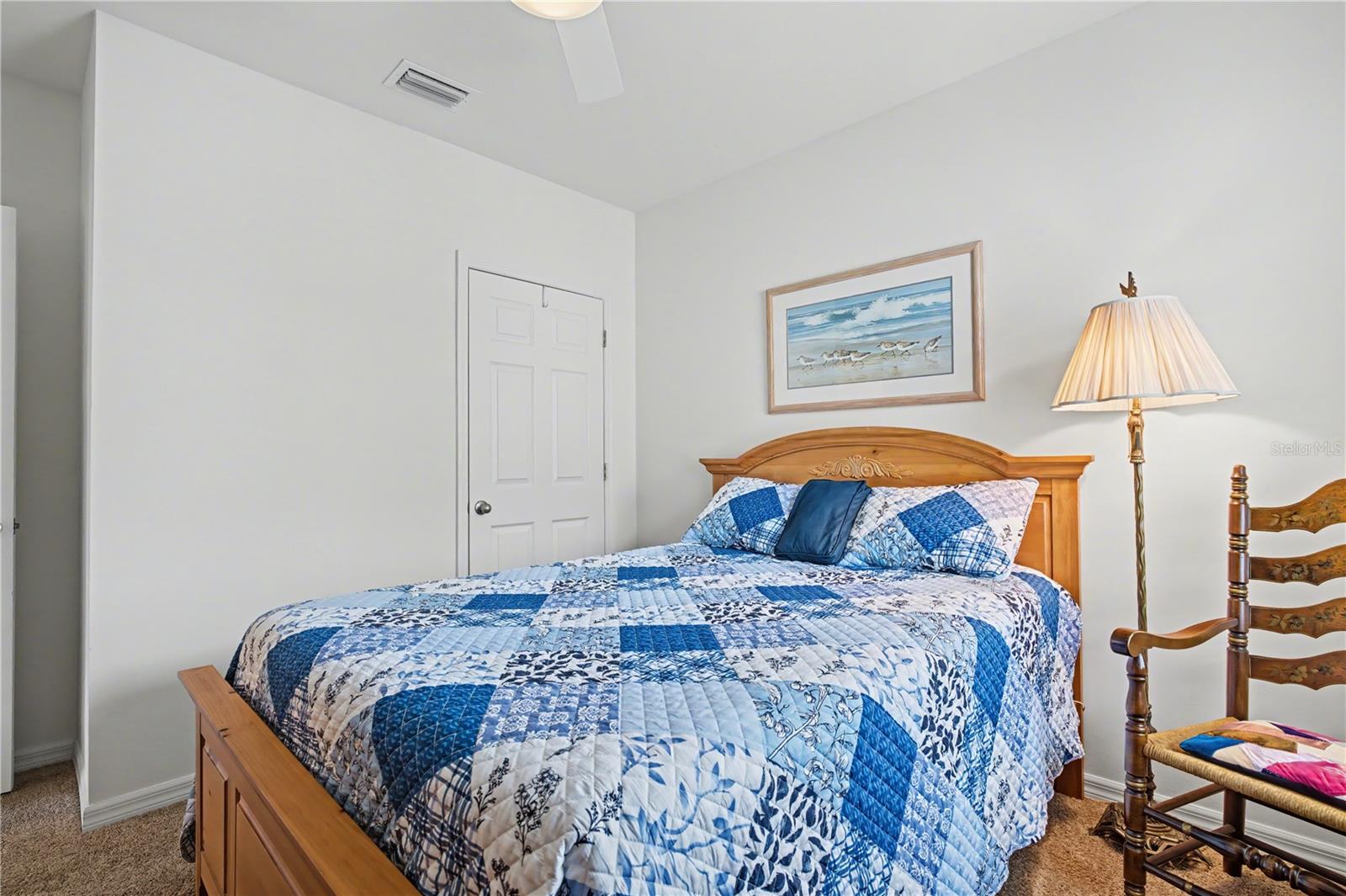 Listing photo id 28 for 7025 Waterford Parkway