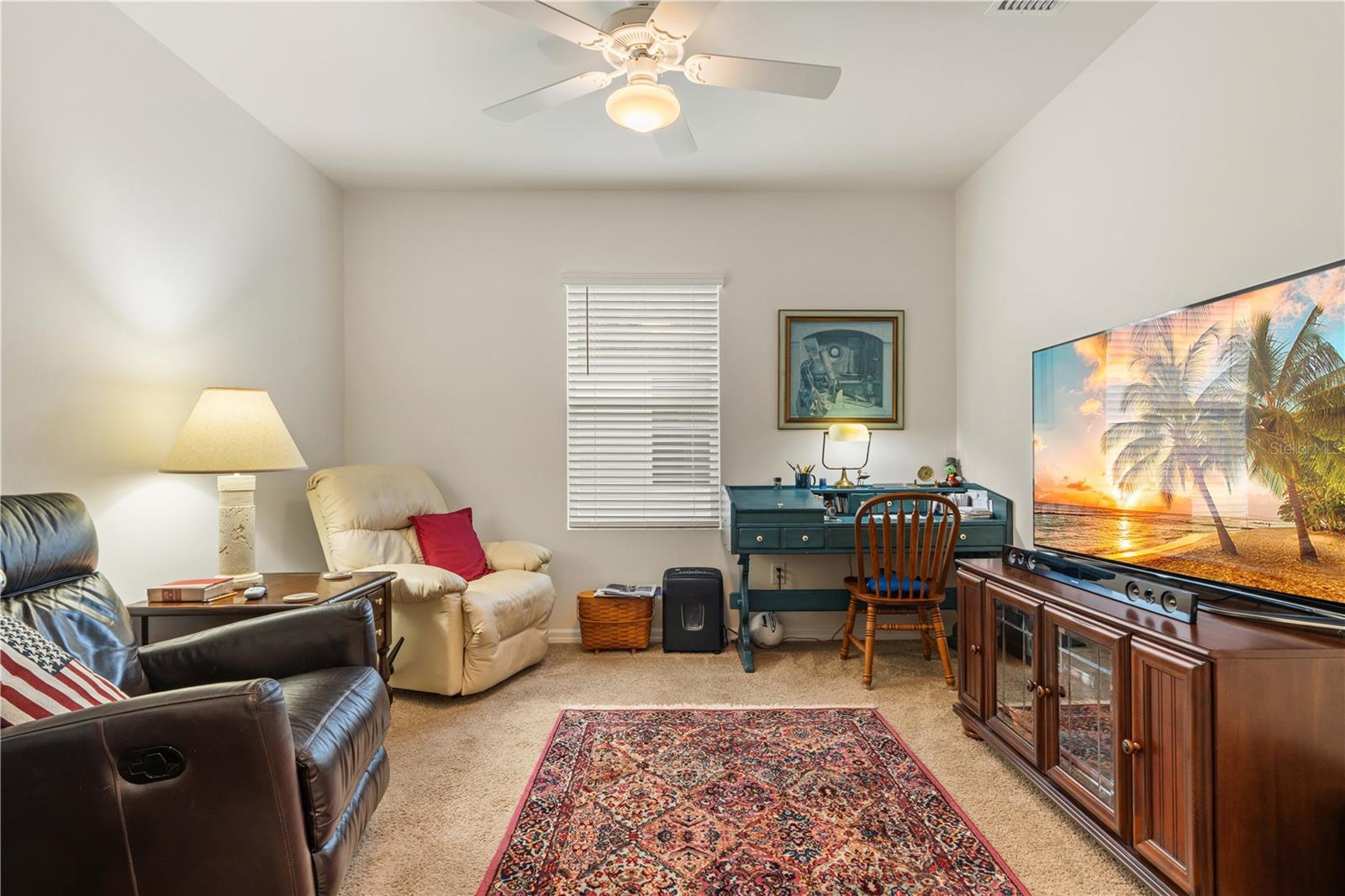 Listing photo id 30 for 7025 Waterford Parkway